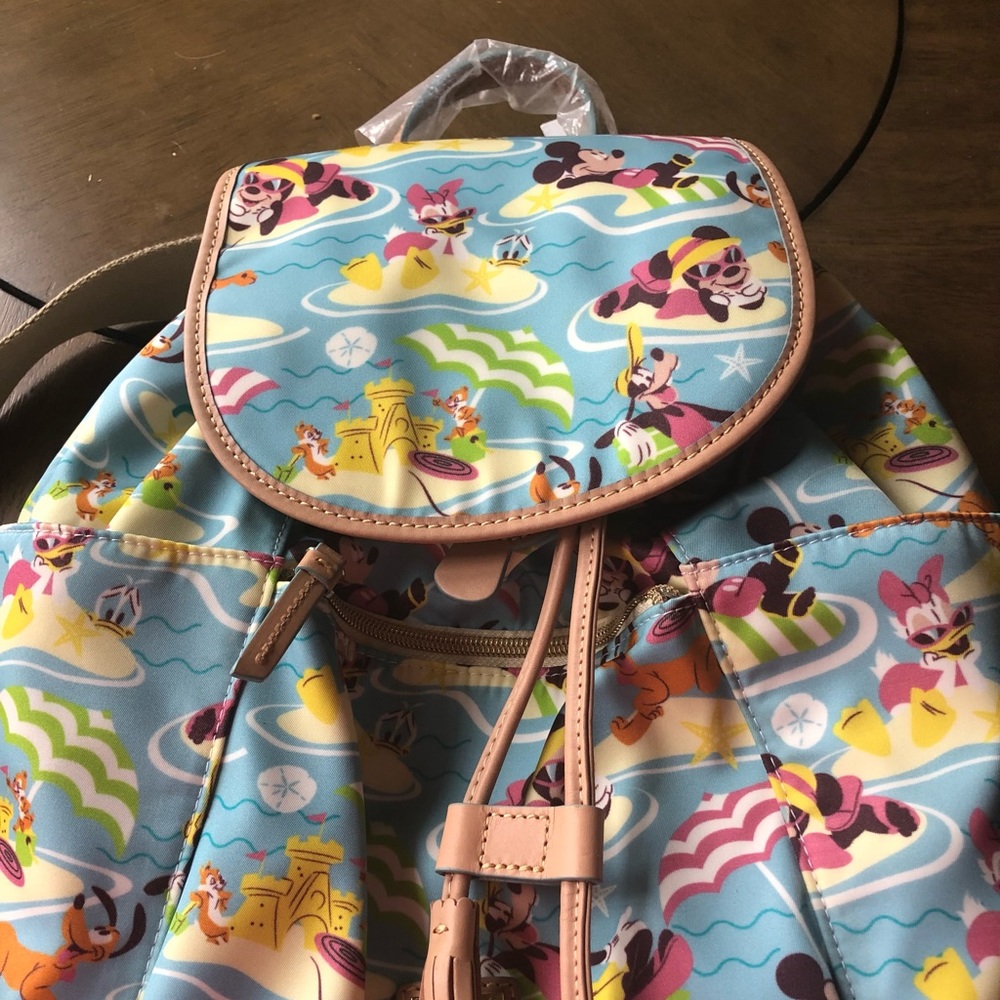 NWT Dooney and Bourke Disney Aulani Beach Backpack